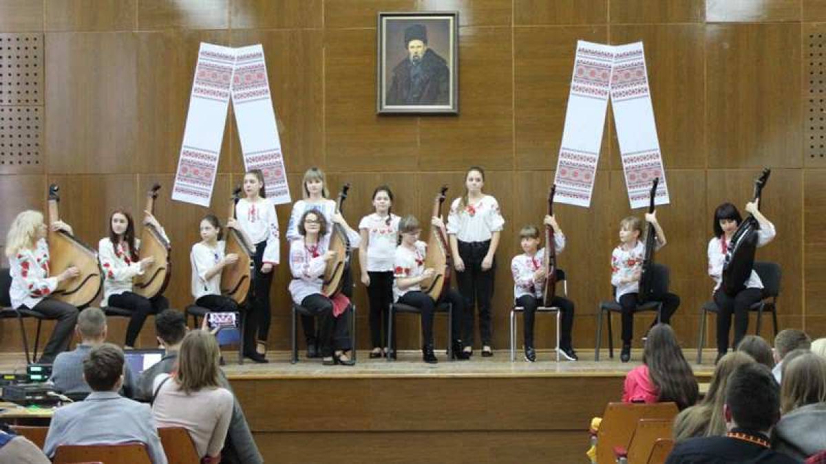 В Шевченковском районе Запорожья отметили 206-ю годовщину со дня рождения Тараса Шевченко