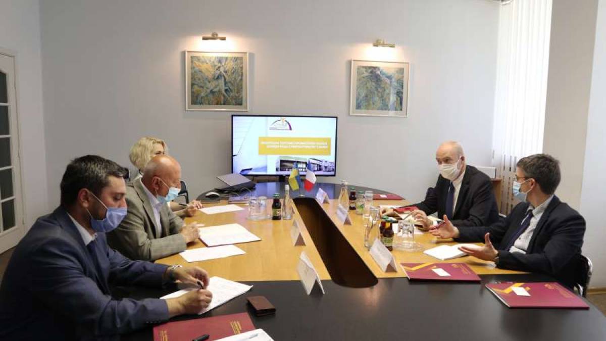 До Запорізької торгово-промислової палати завітав посол Франції пан Етьєн де Понсен