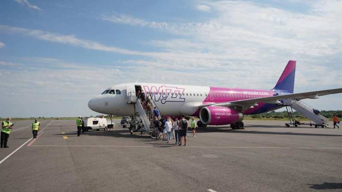 Лоукост Wizz Air выполнил первый рейс из запорожского аэропорта
