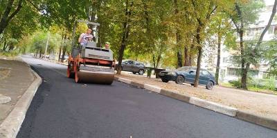 В Запорожье ремонтируют внутриквартальные дороги