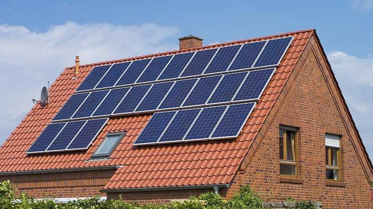 Українські родини інвестували в сонячну енергетику понад 520 мільйонів євро