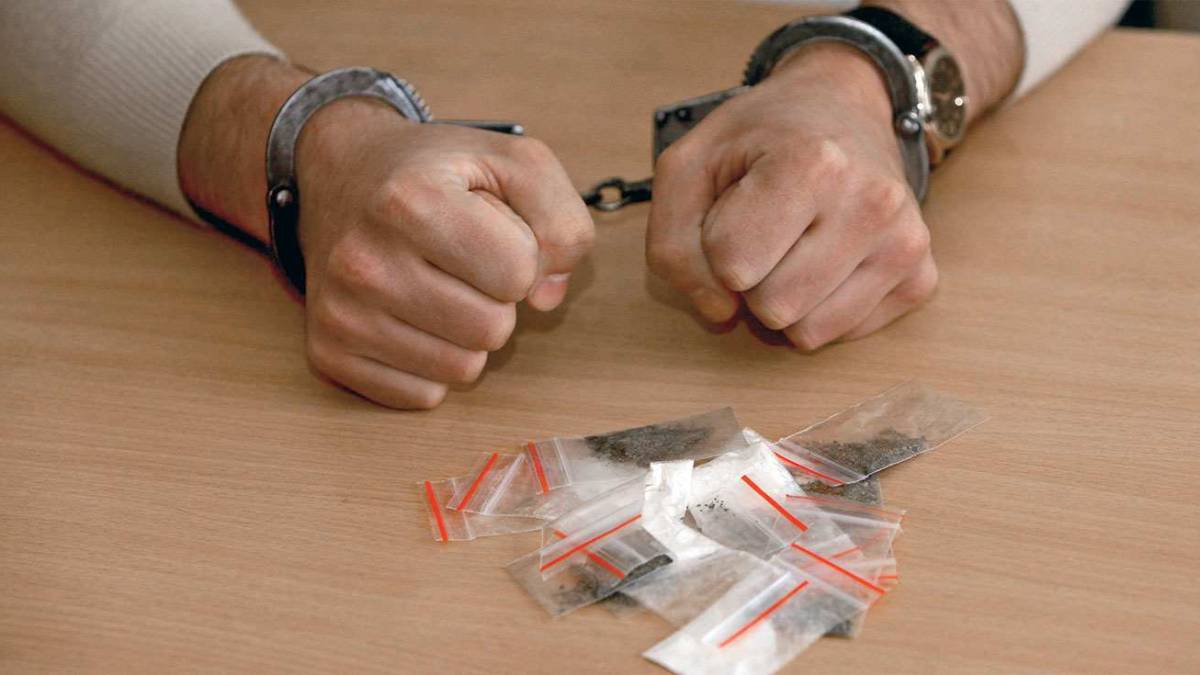 У Запоріжжі під суд підуть члени ОЗГ, які збували психотропні речовини