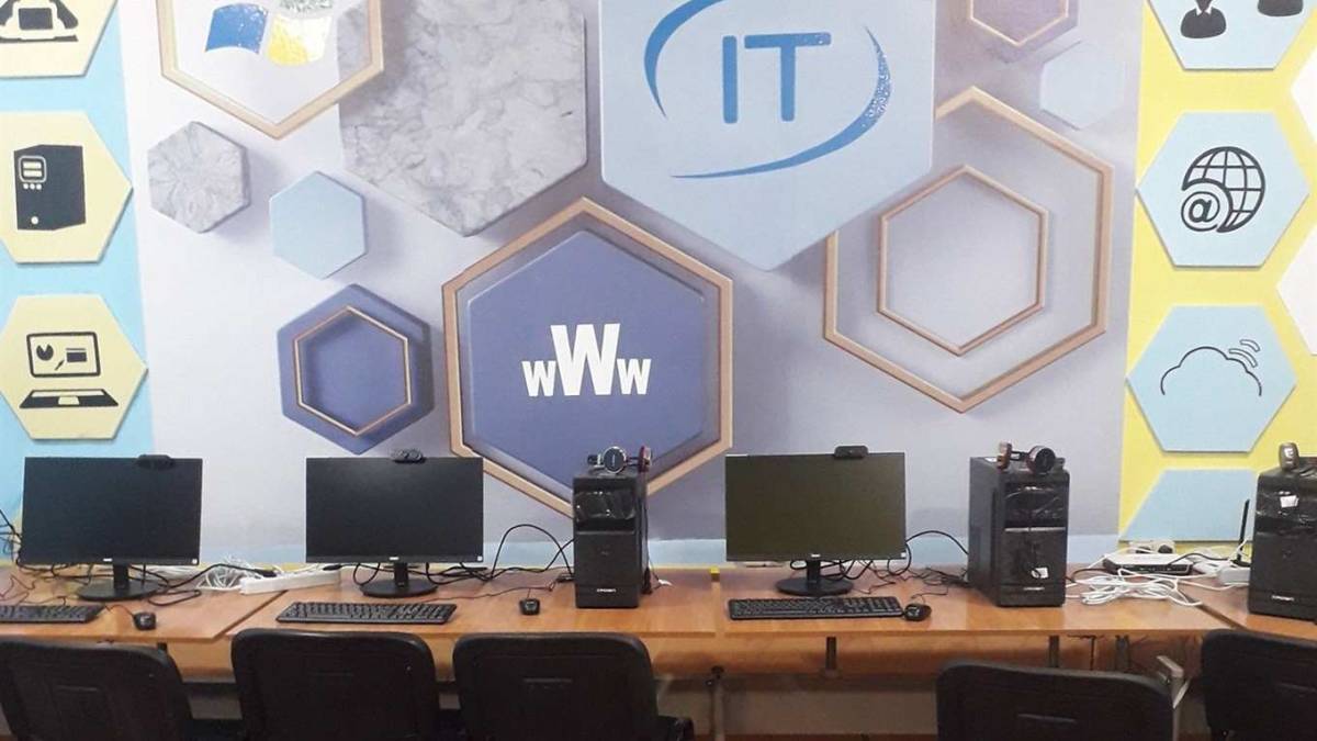 У Темирівській школі з’явився сучасний комп’ютерний клас