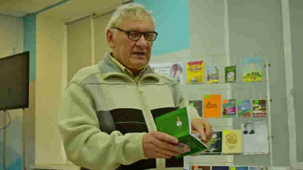 Запорізький гуморист Микола Білокопитов презентував чотири (!) книжки