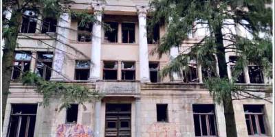 В Запорожье в бывшем научном институте царят разруха и запустение