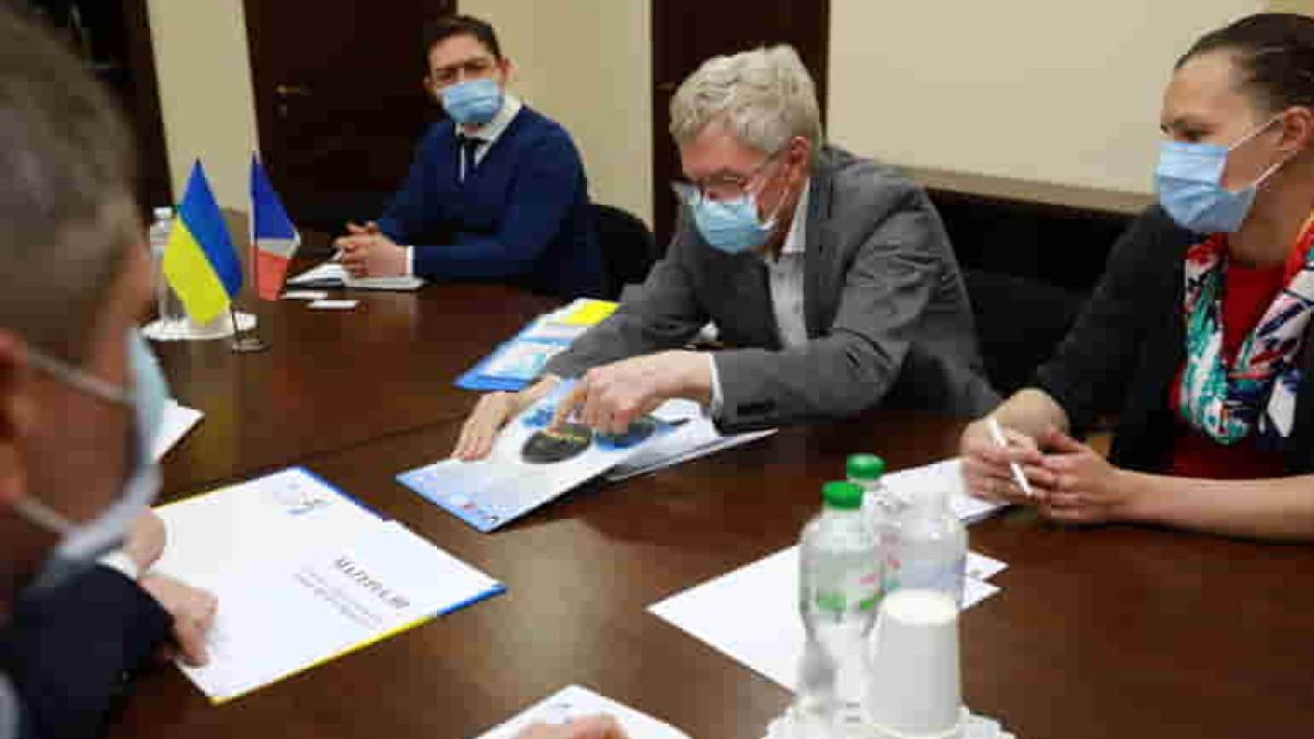Французька компанія зацікавилася екологічними проєктами на Запоріжжі