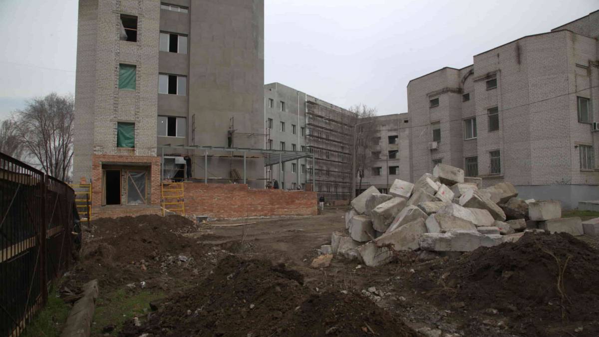 Что будет в здании недостроенного первого роддома в Запорожье?