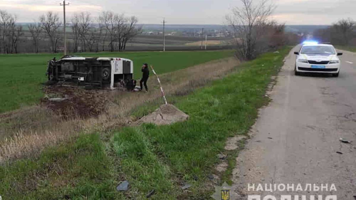 Маршрутне таксі потрапило у аварію
