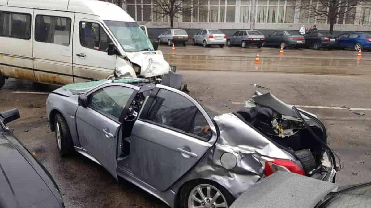 Смертельна ДТП сталася поруч з прохідною “АвтоЗАЗа”