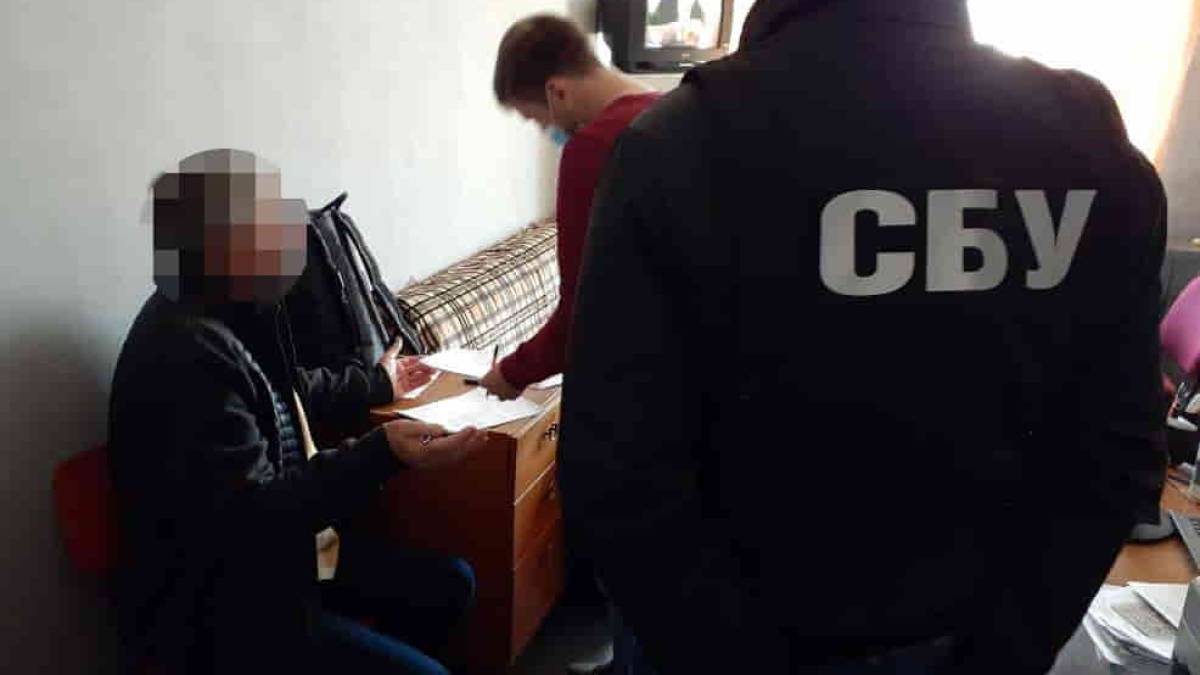 Спритний капітан: нелегалів преправив на батьківщину, а судно продав