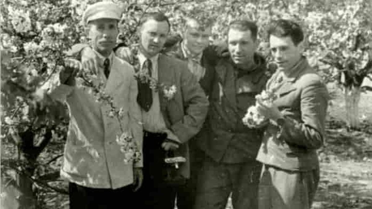 В Запорожье 1945 года – сказочник Матросов