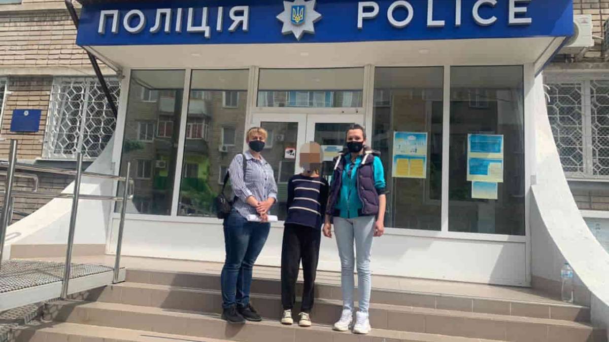 Поліцейські розшукали 14-річну втікачку