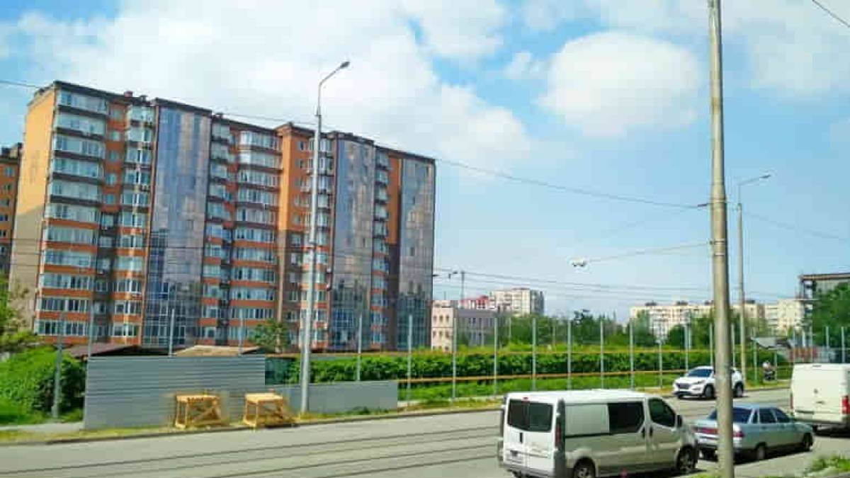 Що у Запоріжжі збудують за парканом на Поштовій