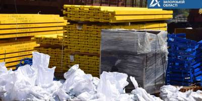До Запоріжжя прибула нова опалубка для завершення бетонування пілонів