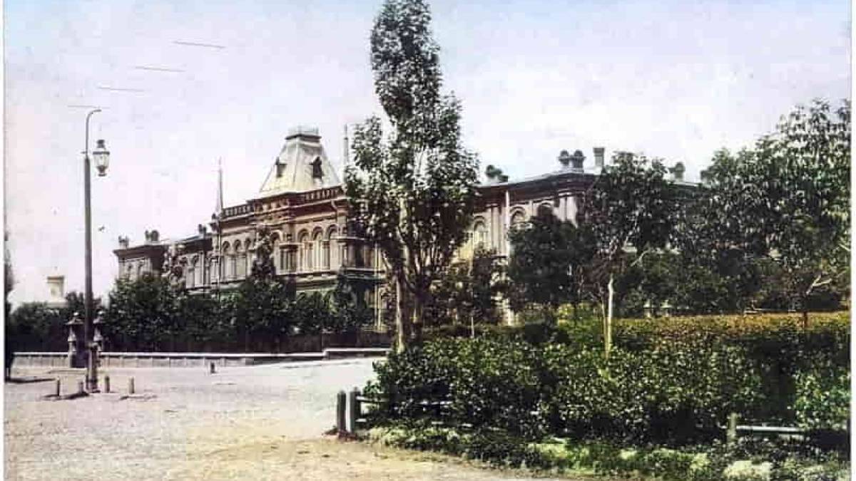 Запорожье на старых открытках: женская гимназия, 1916 год