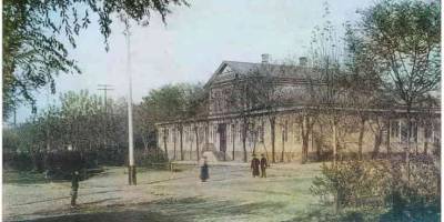 Запорожье на старых открытках: высшее начальное училище, 1915 год