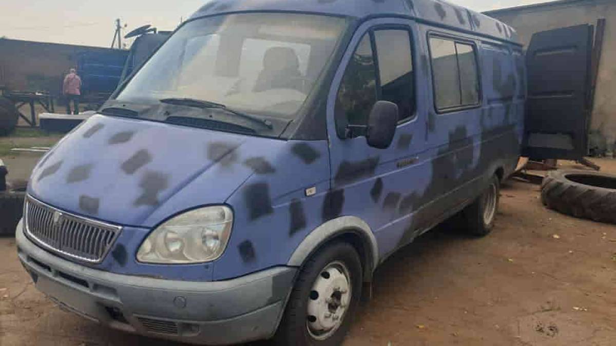 Збив автомобілем власну дружину