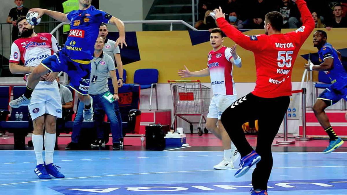 Мотор потерпел второе поражение в Лиге чемпионов (фото)