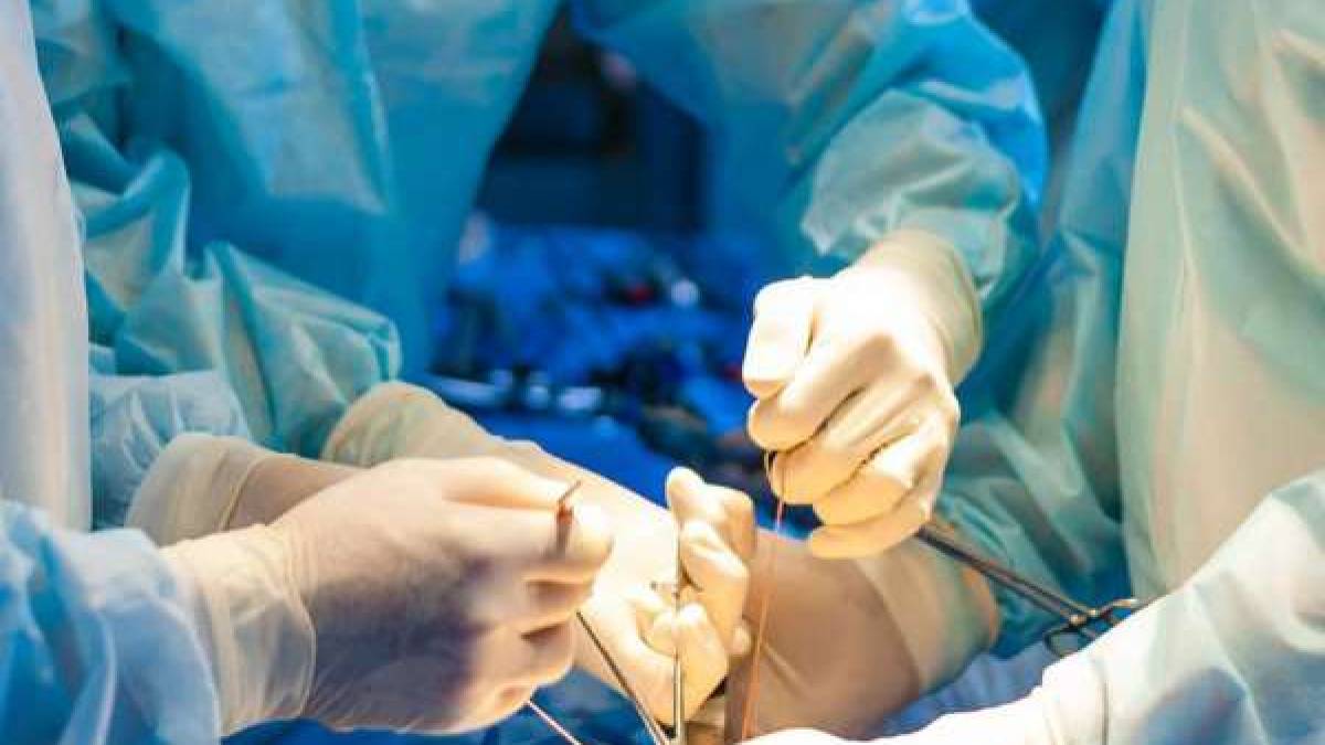 В Запорізькій обласній лікарні провели дві операції з трансплантації нирок