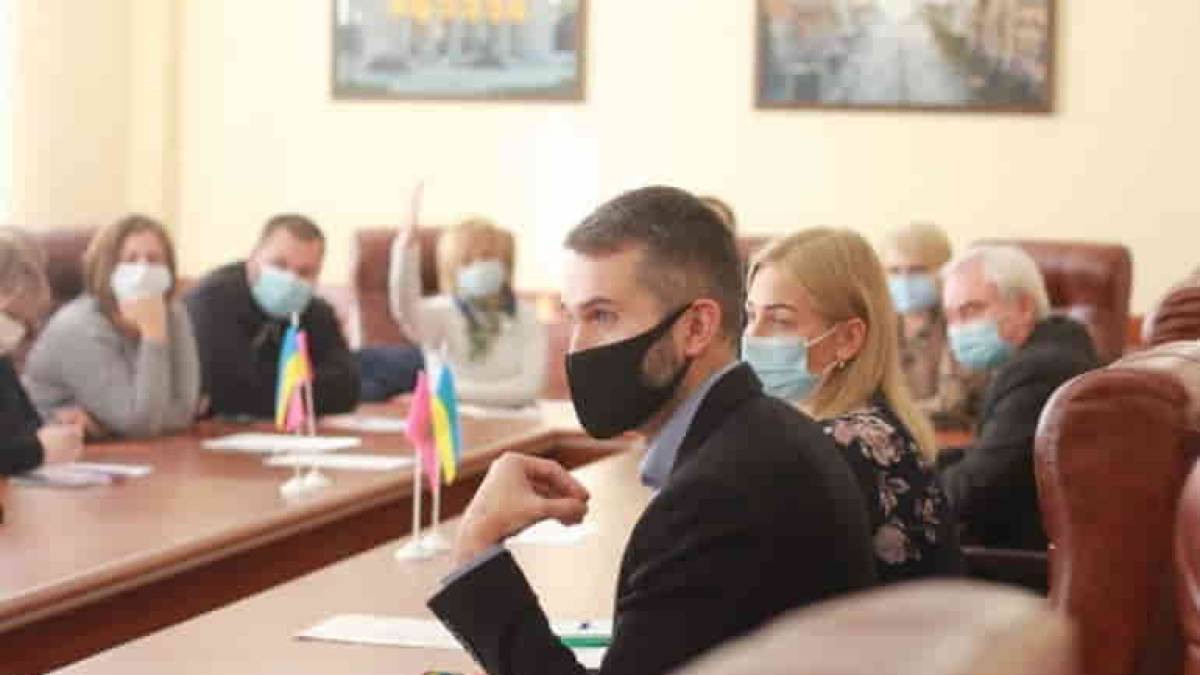 У Запоріжжі голови ОСББ обговорили з владою питання опалення