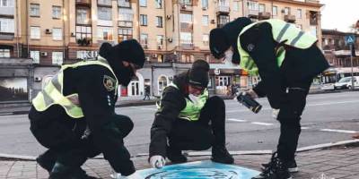 В центре Запорожья появились специальные надписи для пешеходов (фото)