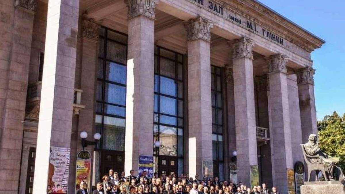 Запорожской областной филармонии исполняется 83 года