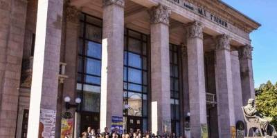 Запорожской областной филармонии исполняется 83 года