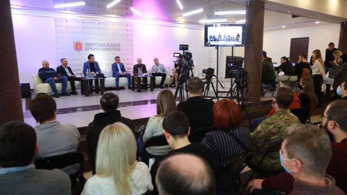 У запорізькому центрі молоді відбулась дискусія на тему “Хортиця – територія свободи”