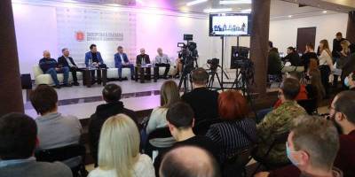 У запорізькому центрі молоді відбулась дискусія на тему “Хортиця – територія свободи”