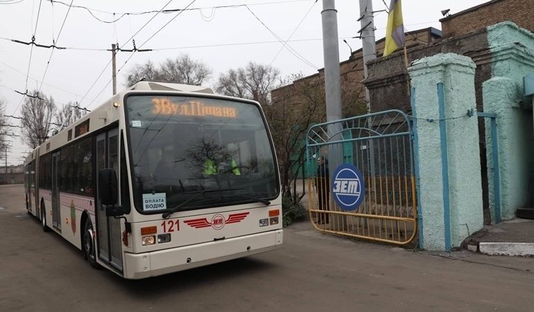 В Запорожье общественность обсуждает решение о повышении тарифа на проезд в транспорте