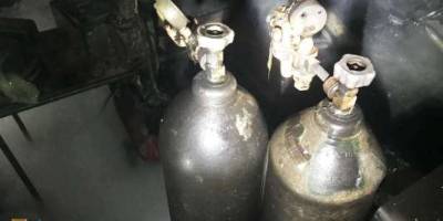 Під час пожежі мало не вибухнули  балони з киснем і газом