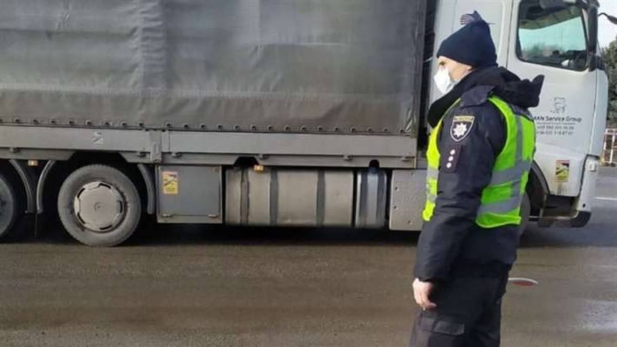 В Запорожье проводят карантинные проверки в маршрутках и автобусах