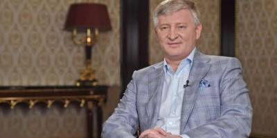 Самолет Ахметова приземлился в … Запорожье