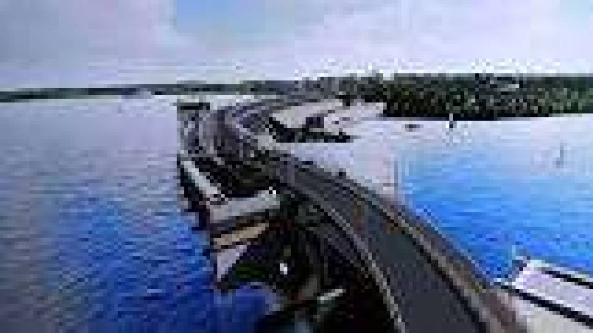 Реконструкція мостового переїзду через ДніпроГЕС може затягнутись