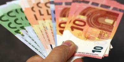 Україна отримала перші виплати від ЄІБ в межах негайної підтримки країни Євросоюзом