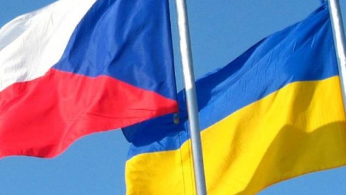 Знайдіть допомогу: запущено платформу для підтримки біженців у Чехії
