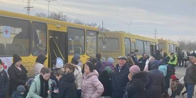 До Запоріжжя приїхав 21 автобус з евакуйованими, очікується ще 34