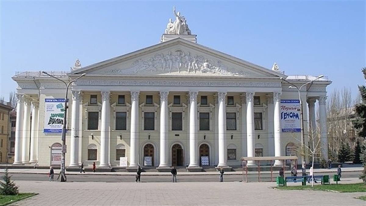 В Запорожье в театре им. Владимира Магара организовали штаб волонтерской помощи