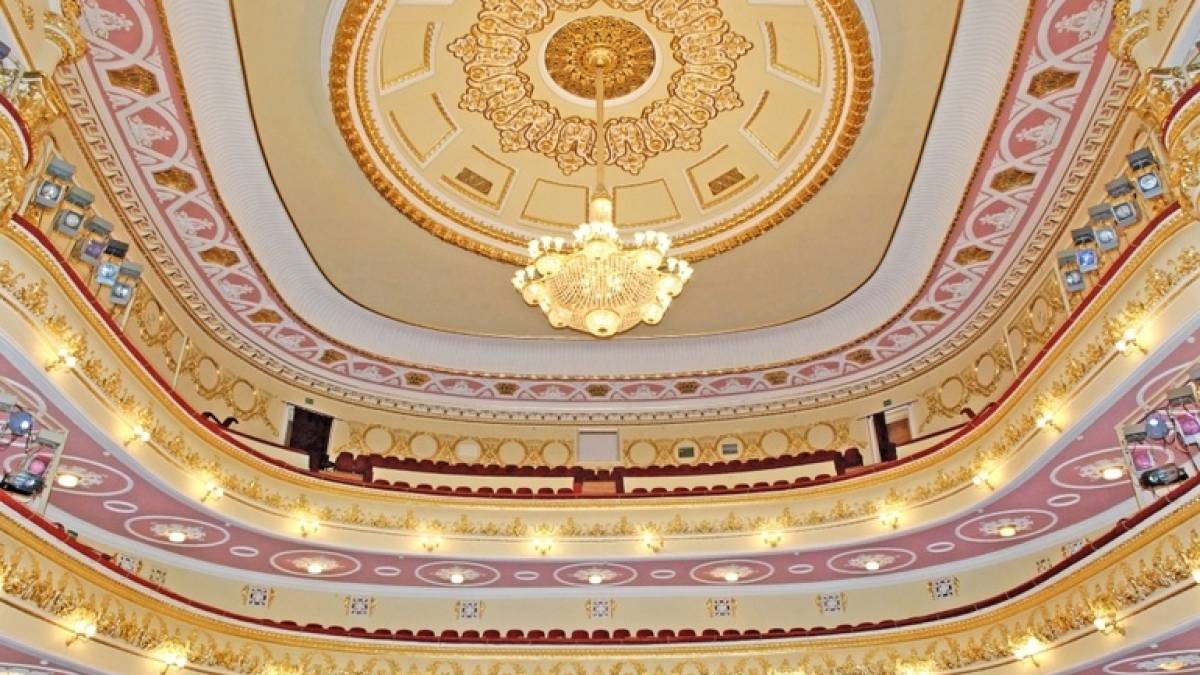 Митці та мисткині запорізької муздрами створили кліпи на підтримку захисникам України (відео)