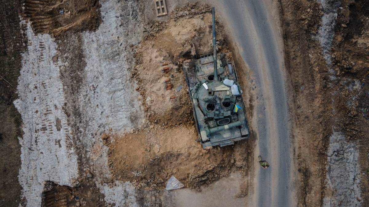 Спалена та підбита російська техніка (фото, відео)