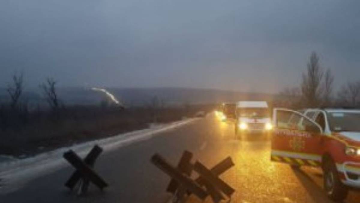 До Бердянська вирушили 10 автобусів для евакуації