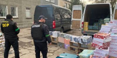 На Запоріжжі перевозили 16 тисяч пачок цигарок під виглядом гумдопомоги, – Нацполіція
