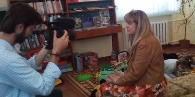 В Запорожье в библиотеке «Юний читач» принимали гостя – тележурналиста из Германии