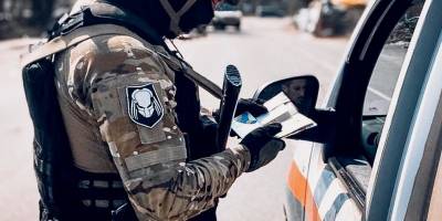 Мати із собою документи, які посвідчують особу, сьогодні — обов’язок
