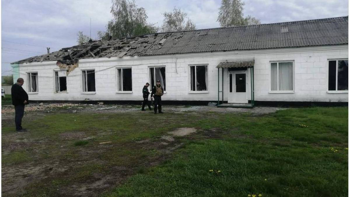 На Запорожье российские фашисты обстреляли поселок Зализничное: есть погибшие