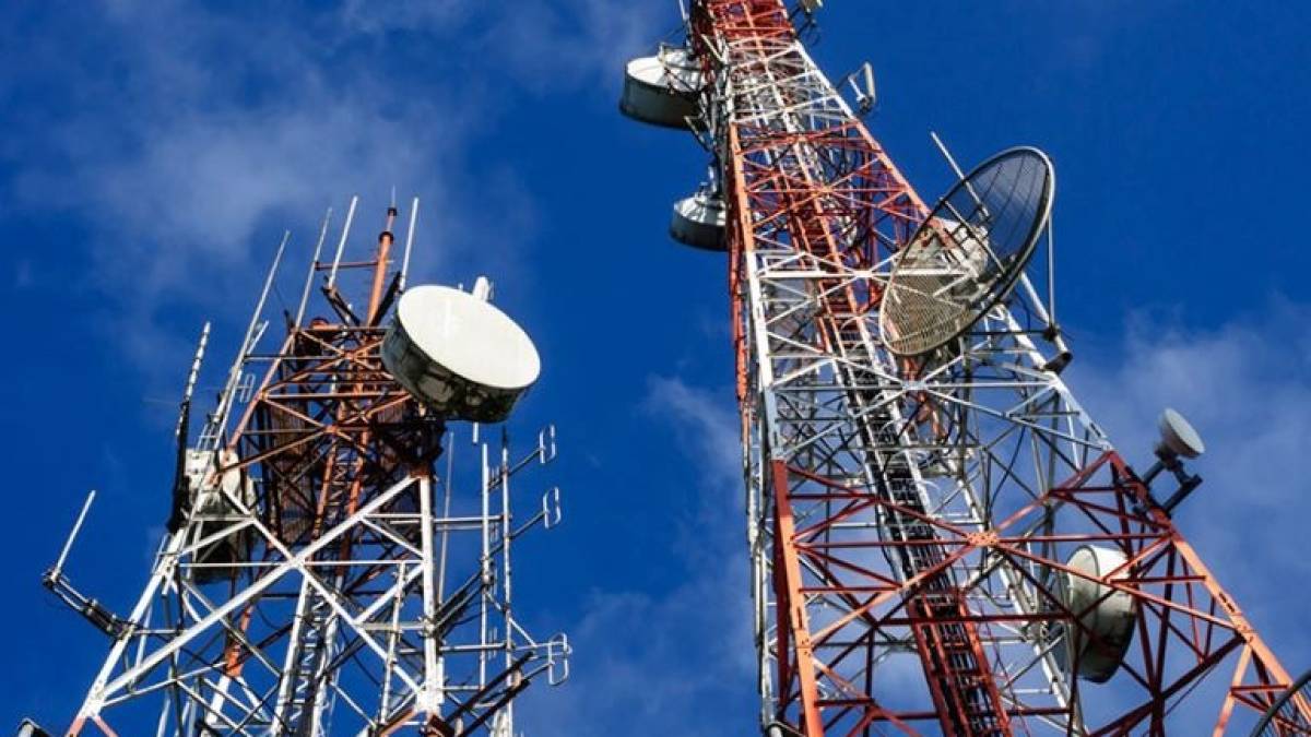 В Мелитополе появилась мобильная связь и интернет