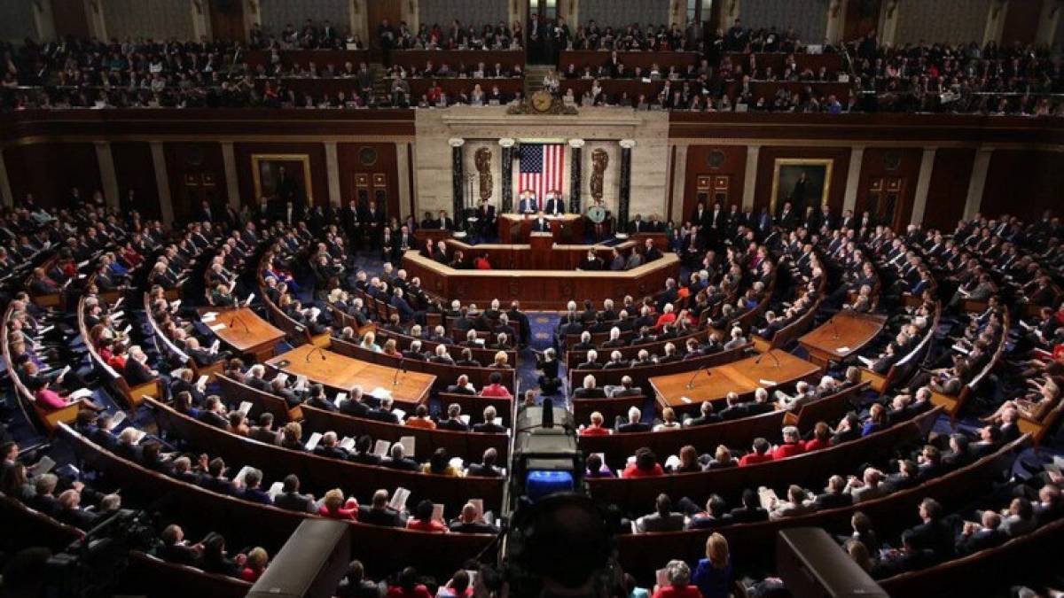 Конгрес США проголосував за звільнення України від боргових виплат на 7 років
