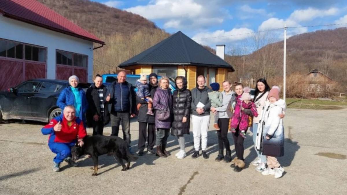 Карпатські гіди допомагають біженцям за кошти ЄС