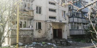 Внаслідок обстрілів пошкоджені багатоповерхові та приватні будинки жителів Гуляйполя (фото)