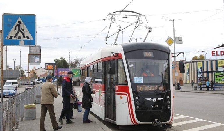 О работе в Запорожье 18 мая общественного транспорта